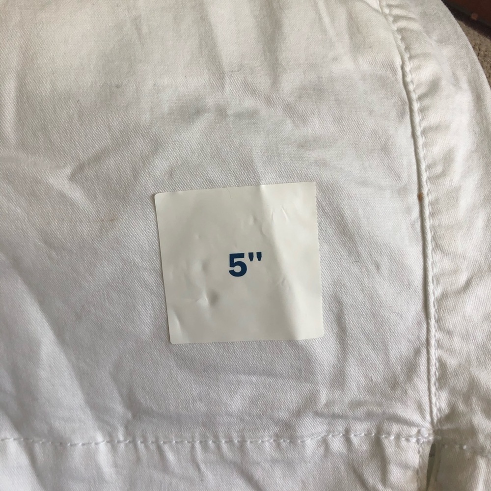 White 5” Cotton Twill Shorts NEW Size 8 - Picture 4 of 6